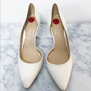Jessica Simpson - White pointed toe heels